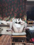 最新9月無水首發，極品蜂腰美臀，高顏值小姐姐【PIKA】推特福利，居家戶外各種公共場合露出，啪啪銷魂後入