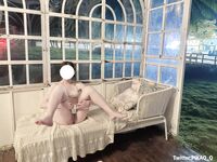 最新9月無水首發，極品蜂腰美臀，高顏值小姐姐【PIKA】推特福利，居家戶外各種公共場合露出，啪啪銷魂後入