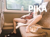 最新9月無水首發，極品蜂腰美臀，高顏值小姐姐【PIKA】推特福利，居家戶外各種公共場合露出，啪啪銷魂後入