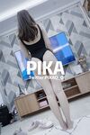 最新9月無水首發，極品蜂腰美臀，高顏值小姐姐【PIKA】推特福利，居家戶外各種公共場合露出，啪啪銷魂後入