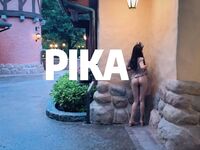 最新9月無水首發，極品蜂腰美臀，高顏值小姐姐【PIKA】推特福利，居家戶外各種公共場合露出，啪啪銷魂後入