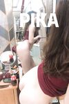 最新9月無水首發，極品蜂腰美臀，高顏值小姐姐【PIKA】推特福利，居家戶外各種公共場合露出，啪啪銷魂後入