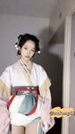 2004년 [고추씨앗] 9월 최신 커스터마이징에서 얼굴을 내민 청순한 아가씨 - Hanfu