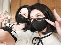 인터넷 최고의 연예인 복지 소녀 [가슴]의 최신 고화질 개인 사진 촬영, 무료, 물 없음, 졸업 시즌에 피카츄를 연주하는 나와 내 인형