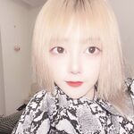 強烈推薦，不做萬人追女神，卻要做金主母狗，推特大美女【小蘇蘇】激情福利，揉奶二指禪紫薇特寫鏡頭