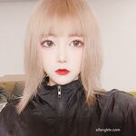 強烈推薦，不做萬人追女神，卻要做金主母狗，推特大美女【小蘇蘇】激情福利，揉奶二指禪紫薇特寫鏡頭