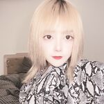 強烈推薦，不做萬人追女神，卻要做金主母狗，推特大美女【小蘇蘇】激情福利，揉奶二指禪紫薇特寫鏡頭