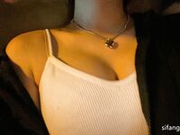 強烈推薦，不做萬人追女神，卻要做金主母狗，推特大美女【小蘇蘇】激情福利，揉奶二指禪紫薇特寫鏡頭