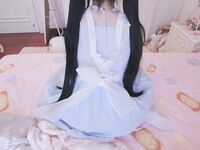 Fotografi Peribadi Kebajikan "Peri Erotik" ekor berkembar yang tidak bersalah - Loli Maid