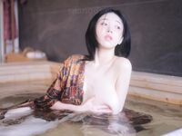 ในปี 2024 สาวนมโตของ Han Tianran [Yeonwoo – Suika] แตงโมลูกใหญ่ + นมแตงโมระเบิดแรงจนสระว่ายน้ำรั่ว