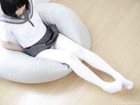 Senluo Consortium Wanlang が購入を希望しています。合法癒し清純少女【さくら】を1万元でカスタマイズ、美しい無毛マンコ、制服姿で露出、サルスベリ、美しい足、オリジナル4K画質