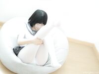 Senluo Consortium Wanlang が購入を希望しています。合法癒し清純少女【さくら】を1万元でカスタマイズ、美しい無毛マンコ、制服姿で露出、サルスベリ、美しい足、オリジナル4K画質