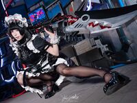 Arnab Dumpling Sticky (Gigit Gadis Bunny Ovo) NO.179 Ogos karya "Lazy Chasing the Waves-Ellen Qiao" Summertime