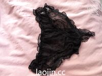 海角大神合集【我和亲姐姐的性福生活】乱伦记录，黑丝老姐太敏感了，受不了我的大牛子，绝了！颜值貌似也不错