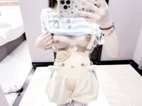 최고의 핑크색 꼬마 로리 "리틀 7"이 더 좋아 보이고 더 잘 놀아요.