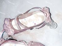 無邪気さと対照的なビッチ妻「ググジ」は後ろから貫かれると本当に喜ぶ！かなり奥まで挿入できる！毎回子宮口まで届くのですが、全てのザーメンが髪の毛まで到達！