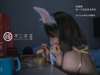 【深夜企划】极品模特【峰不二子】-仙女玉兔下凡榨汁浓白精液新鲜美味