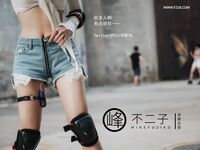 [Projek Lewat Malam] Model terbaik [Fujiko Mine] - Dia meletakkan alat penggetar di dalam pukinya yang cantik dan bermain dengannya, bahagian bawah badannya basah kuyup, dan dia membantu orang yang lalu lalang di bilik lelaki untuk menghilangkan zakarnya 