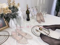 【深夜企划】极品模特【峰不二子】-露脸私拍流出199档次