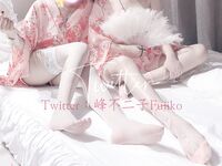 【深夜企划】极品模特【峰不二子】-露脸私拍流出199档次