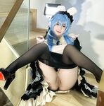 최고 수준의 청순한 소녀 '뤄바오'가 야외에서 섹스 파트너와 섹스를 하고 있다. 그녀가 순종적인 모습을 보일수록 그녀는 더 재미있어 보인다.