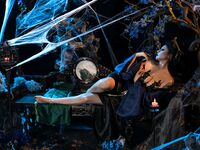 极品反差露脸嫩妹！天然巨乳可盐可甜COSER清纯美少女【奈汐酱】最新付费作品-蜘蛛精四妹