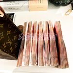 最新10月无水首发！魔都绿帽调教博主【大鸟哥的母狗】推特福利，极品淫妻，可乐灌肠肛门内射叠罗汉3P黑人群P