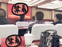 最新10月无水首发！魔都绿帽调教博主【大鸟哥的母狗】推特福利，极品淫妻，可乐灌肠肛门内射叠罗汉3P黑人群P