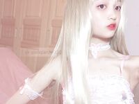 宅男福利，推特瘦瘦的白虎清純小嫩妹【原野小年】收費私拍，制服臉穴同框紫薇，看錶情很敏感受不了