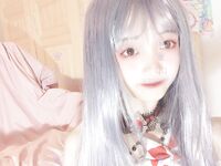 宅男福利，推特瘦瘦的白虎清純小嫩妹【原野小年】收費私拍，制服臉穴同框紫薇，看錶情很敏感受不了