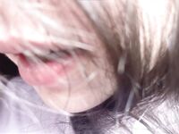 海角社區亂倫大神【豐乳肥臀的姐姐】讓妹妹徹底愛上做愛，連續高潮兩次，噴水不斷