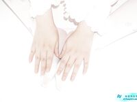 清纯母狗小萝莉【冰凌紫萱】JK小萝莉竟被黑鬼爆操？直呼暴殄天物！清纯小萝莉3P被大黑屌抱起来操