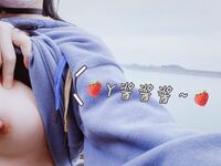 【Y醬醬醬】清純反差蘿莉，可愛人形母狗，徹底母犬化，露出，奶頭穿刺，灌腸，戶外放尿