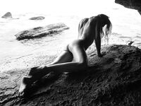 最新10月推特绝版福利！退圈淫妻【AstroNanami】三男三女群P，又干又调教，高难度姿势连接做爱