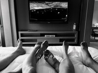 最新10月推特绝版福利！退圈淫妻【AstroNanami】三男三女群P，又干又调教，高难度姿势连接做爱