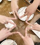 最新10月推特绝版福利！退圈淫妻【AstroNanami】三男三女群P，又干又调教，高难度姿势连接做爱