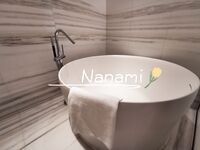 最新10月推特绝版福利！退圈淫妻【AstroNanami】三男三女群P，又干又调教，高难度姿势连接做爱