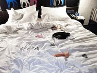 最新10月推特绝版福利！退圈淫妻【AstroNanami】三男三女群P，又干又调教，高难度姿势连接做爱