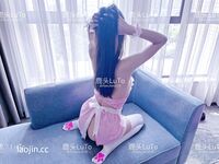 2024年、【超大作核爆弾】、ロリ美少女【ディアヘッド】、四天王と二人の女王の日常淫行、男の夢のような生活、色白で美しい顔立ち