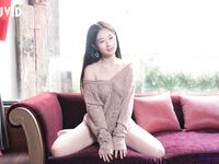 婕咪 - 狠捏奶頭四點自摸 人工白虎層層疊疊