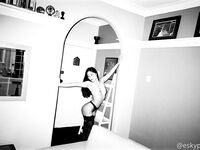 Model wanita kontras Cina Thai "Perry" DARI kehidupan harian berskala besar menunjukkan wajahnya dalam BDSM persendirian lelaki dan wanita makan semua secara persendirian banyak bermain