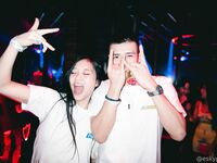 Model wanita kontras Cina Thai "Perry" DARI kehidupan harian berskala besar menunjukkan wajahnya dalam BDSM persendirian lelaki dan wanita makan semua secara persendirian banyak bermain