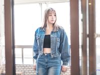 【2025年新流】，推特八字大奶，露臉反差婊【Emma18Y】付費劇情福利，女鄰居失戀酒醉街邊，被路人撿屍