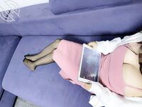 海角乱伦大神『巨乳表姐住我家』钻石贴合集，表姐喝醉酒淫性大发！疯狂的在外就要强行上我！第一次见表姐喷一地水