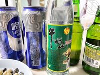 海角乱伦大神『巨乳表姐住我家』钻石贴合集，表姐喝醉酒淫性大发！疯狂的在外就要强行上我！第一次见表姐喷一地水