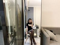 바이두 클라우드 유출: 완벽한 몸매의 인터넷 스타와 그녀의 스폰서 사이의 비밀이 공개