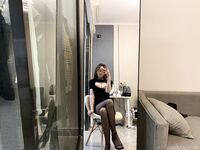 바이두 클라우드 유출: 완벽한 몸매의 인터넷 스타와 그녀의 스폰서 사이의 비밀이 공개