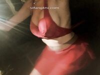 【2025年新流泄密】演员，模特，百万粉丝网红【孟晓艺】福利视图流出，金主的母狗，吃鸡啪啪表情销魂