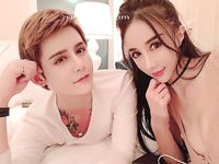 【2025年新流泄密】演员，模特，百万粉丝网红【孟晓艺】福利视图流出，金主的母狗，吃鸡啪啪表情销魂