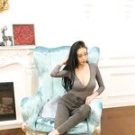 【2025年新流泄密】演员，模特，百万粉丝网红【孟晓艺】福利视图流出，金主的母狗，吃鸡啪啪表情销魂